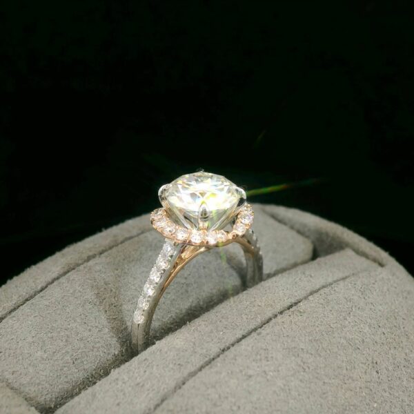 培育鑽石戒指托，完美襯托閃亮鑽石。.