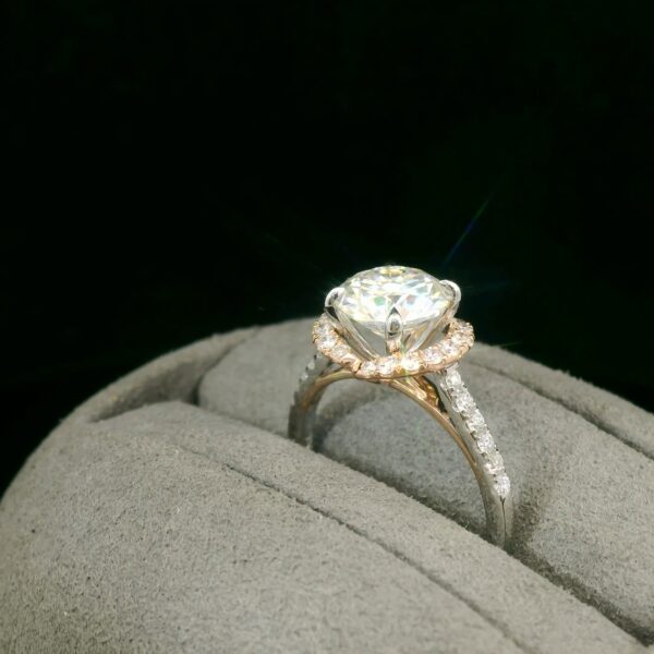 培育鑽石戒指托，完美展現璀璨寶石.