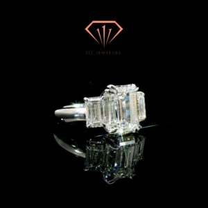 培育鑽石戒指托，完美展現閃耀寶石光彩。.